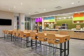 Home2 Suites by Hilton Charlotte Piper Glen