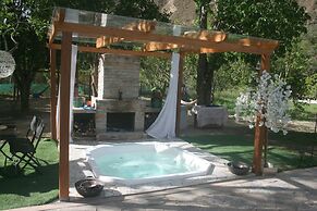 Zoila's Suite Escape