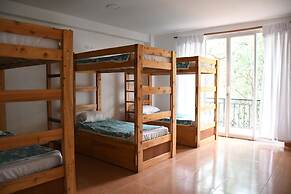 Zoila's Suite Escape