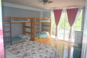Zoila's Suite Escape
