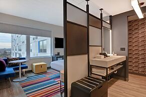 Aloft Secaucus Meadowlands