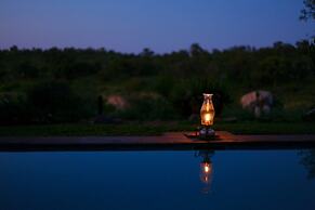 Ivory Wilderness River Rock Lodge