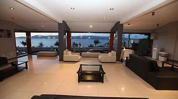 Hotel Bariloche Lake