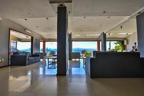 Hotel Bariloche Lake