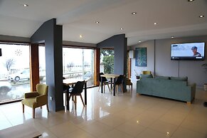 Hotel Bariloche Lake