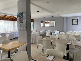 Hotel Bariloche Lake