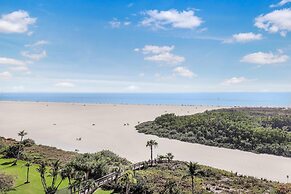 South Seas Tower 3-905