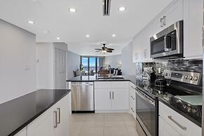 South Seas Tower 4-1204