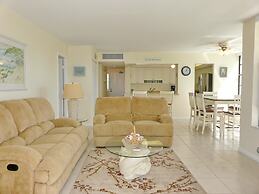 South Seas Tower 4-206