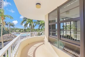 South Seas Tower 4-206