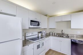 South Seas Tower 3-411