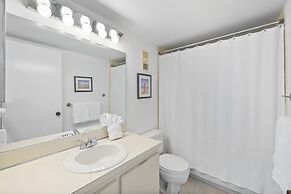 South Seas Tower 2-1205