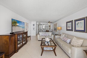 South Seas Tower 2-1205