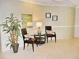 Admiralty House 806 South