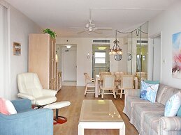 Admiralty House 806 South