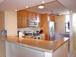 South Seas Tower 4-802