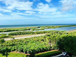 South Seas Tower 4-802