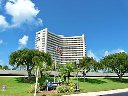 South Seas Tower 4-802