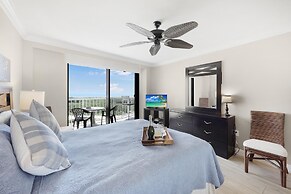 South Seas Tower 4-704