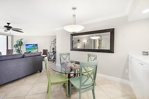 South Seas Tower 4-704