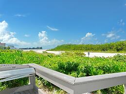 South Seas Tower 4-704