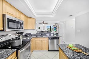 South Seas Tower 4-301