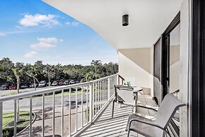 South Seas Tower 4-301