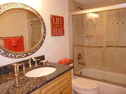 South Seas Tower 4-301