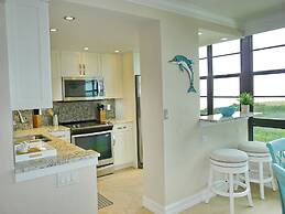 South Seas Tower 3-712