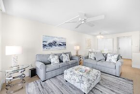 South Seas Tower 4-709