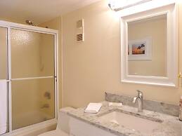 South Seas Tower 4-709