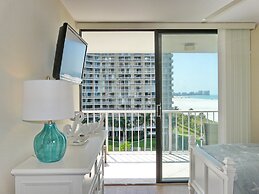 South Seas Tower 4-709