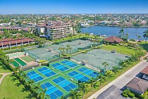 South Seas Tower 4-709