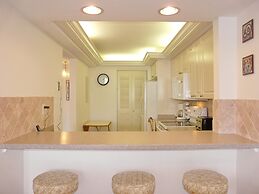 South Seas East A-607