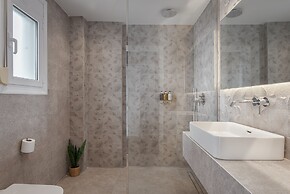 Athenian Grand Riviera Villa