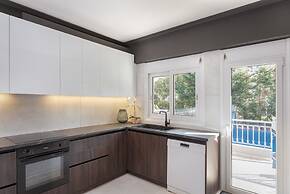 Athenian Grand Riviera Villa