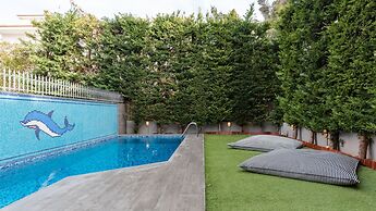 Athenian Grand Riviera Villa