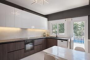 Athenian Grand Riviera Villa