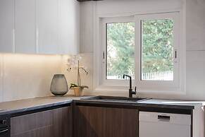 Athenian Grand Riviera Villa