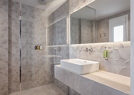 Athenian Grand Riviera Villa