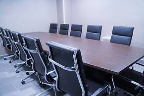 Hotel Mint JFK Airport