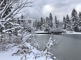 Chalets Le Village Suisse