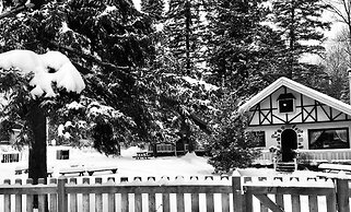 Chalets Le Village Suisse