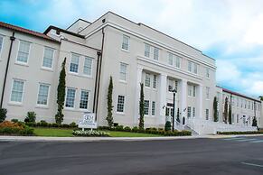 Grand Centennial Hotel at Centennial Plaza - Gulfport