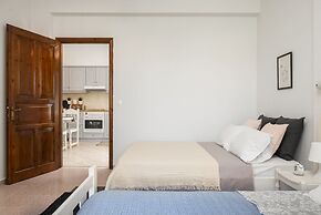 Marias Seaside Apartments