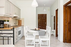 Marias Seaside Apartments