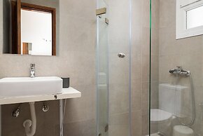 Marias Seaside Apartments