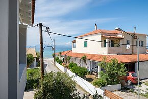 Marias Seaside Apartments