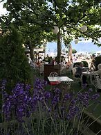 Hostellerie de Genève