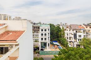 Sunny Hotel and Apartment